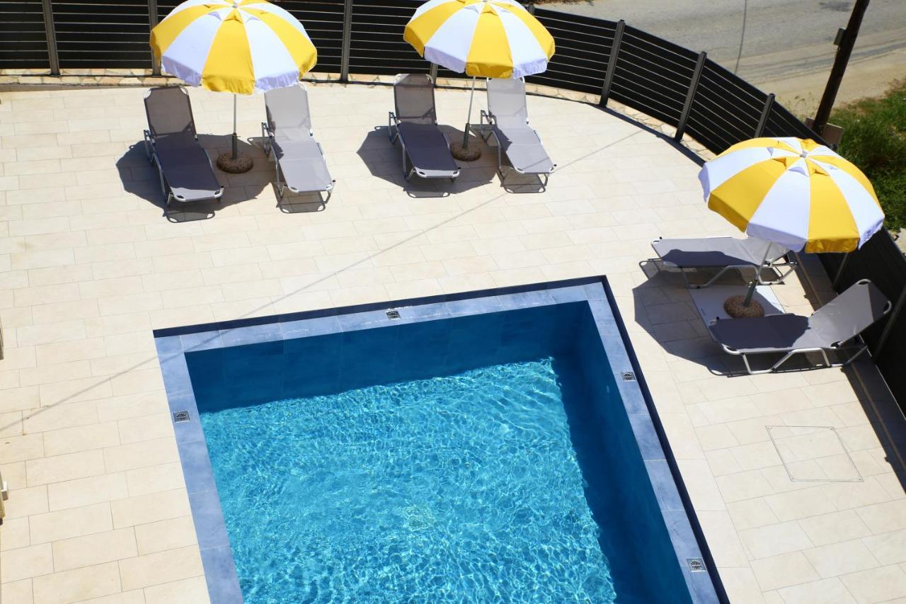 Armonia Rooms ลากานาส ภายนอก รูปภาพ